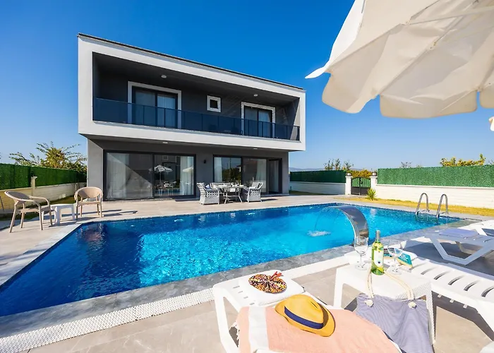 Villa Grand Yasar 3 Okcular photo