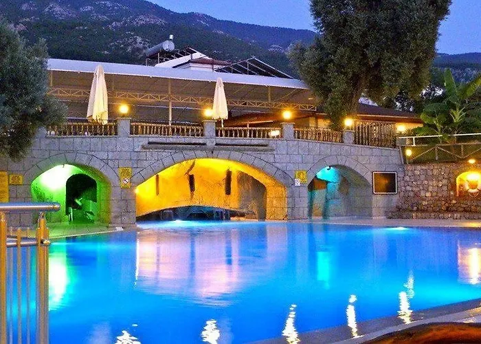 The Grand Uecel Hotel Cedit photo